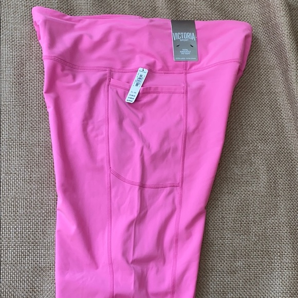 Victoria’s Secret Sport Total Knockout Legging XL - Picture 4 of 6